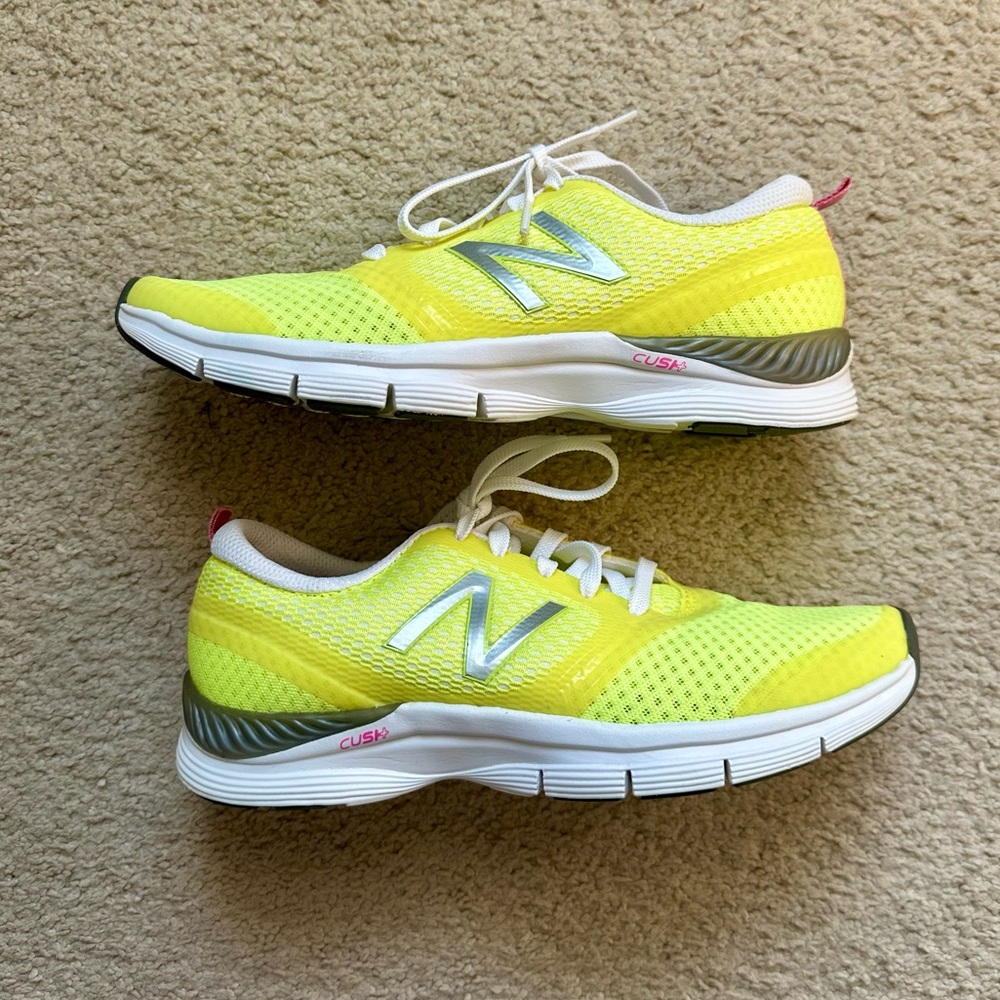 New Balance Sneakers - Picture 4 of 8